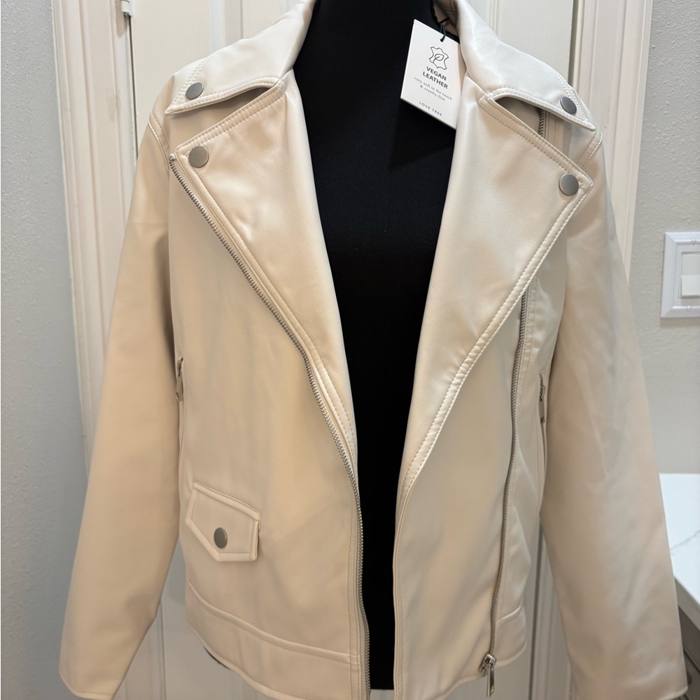 Love Tree Women's White Vegan Leather Moto Jacket